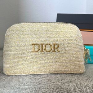 ✨ DIOR makeup pouch bag *NEW* ✨